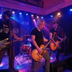 Entrevista a ZEKE: «Tenemos mucho TDAH. Quizás eso lleva a hacer canciones más cortas y rápidas»